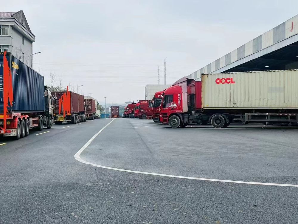 東南亞陸運卡班專線-安全高效的跨境物流服務