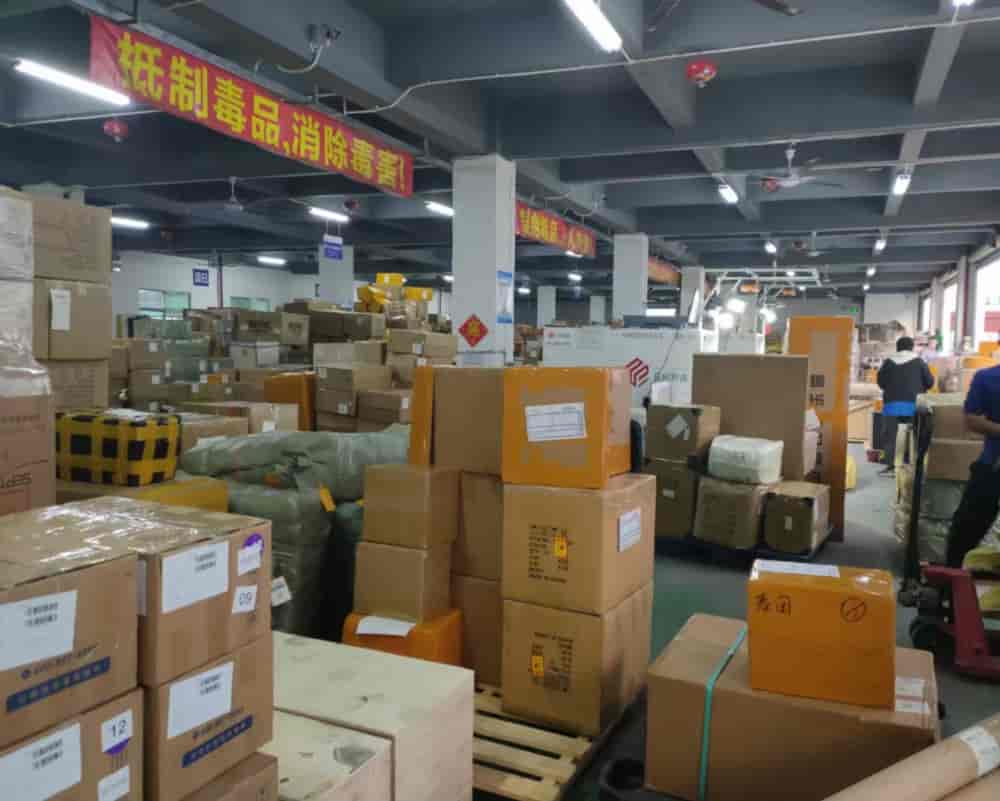 中國到新加坡頭程物流服務 - 專業可靠的國際物流解決方案